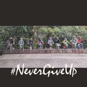 Meet your Posher, Dakota